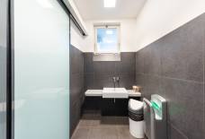 Lido di Bolzano: Bagno presso l'ingresso